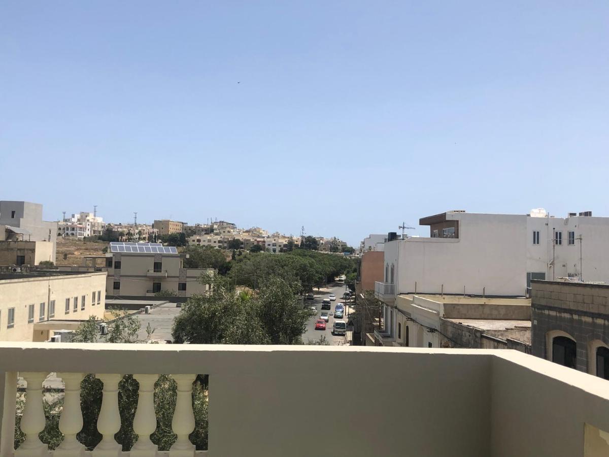 Flat 3 Apartment L-Imgarr Exterior photo