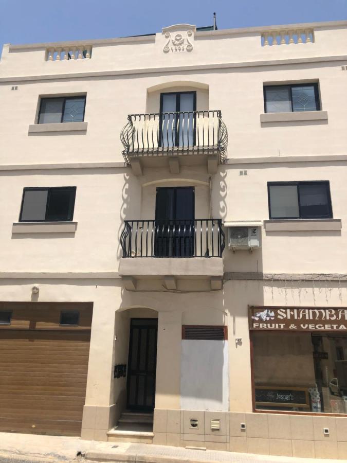 Flat 3 Apartment L-Imgarr Exterior photo